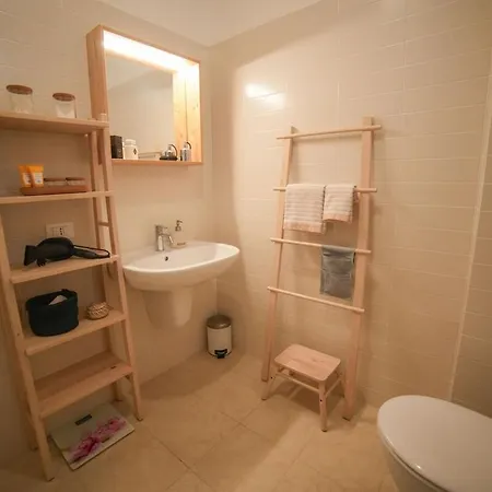 Apartment New Flat In Golf Club Rome